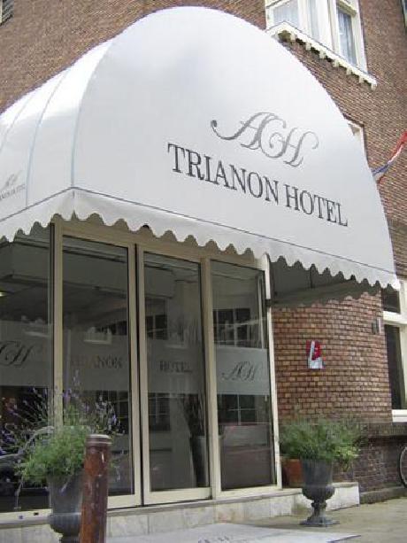 Ach Trianon Hotel