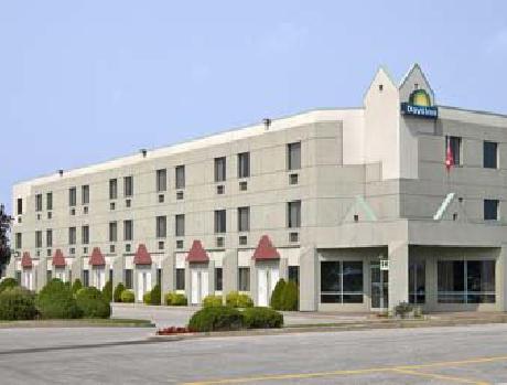 Days Inn - Ste. Helene-de-Bagot