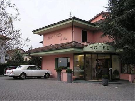 La Villa  Hotel