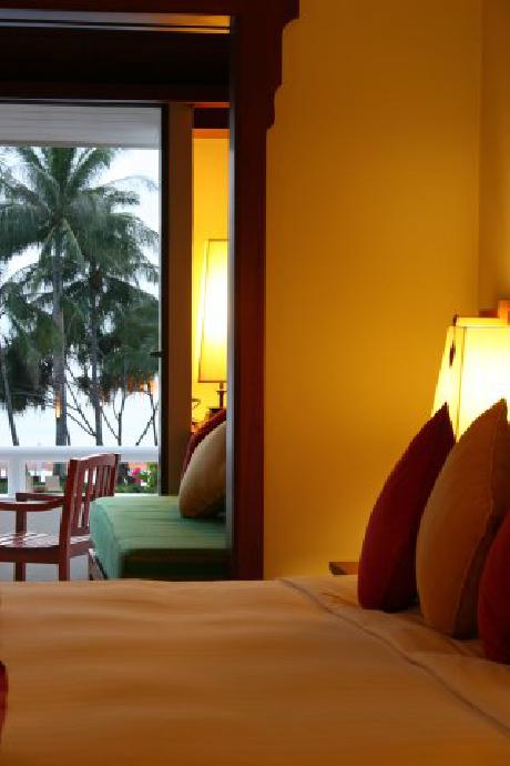 Le Meridien Phuket Beach Resort