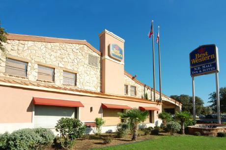 BEST WESTERN N.E. Mall Inn & Suites