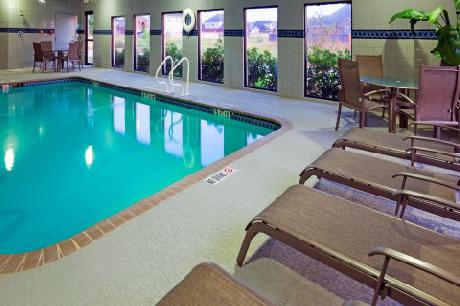 Holiday Inn Express Hotel & Suites HUTTO