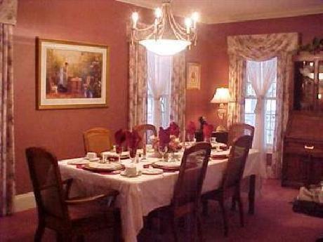 John's Gate Gourmet Bed and Br