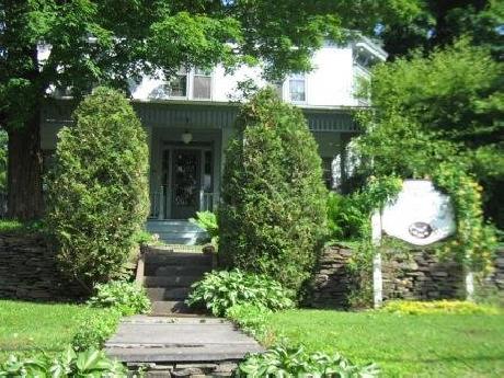 42 Montgomery B and B