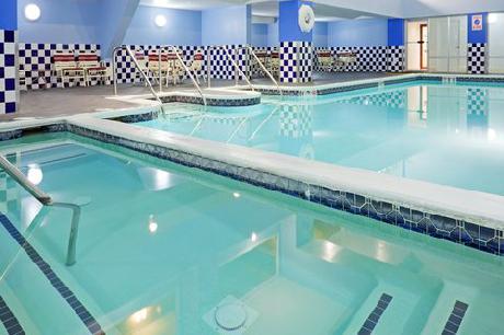 Crowne Plaza PHILADELPHIA-BUCKS COUNTY