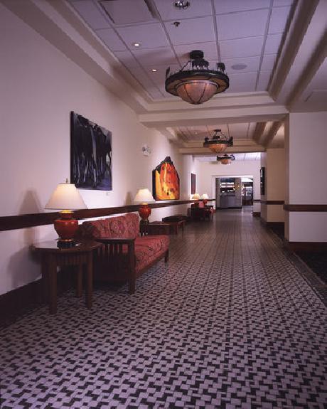 Historic Plains Hotel