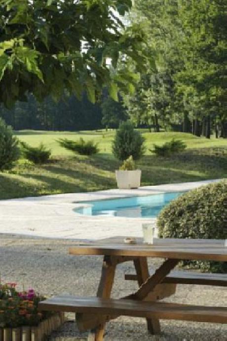 Golf Hotel De Charmeil