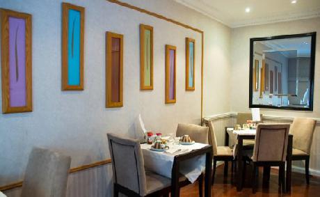 Waldorf Madeleine Hotel