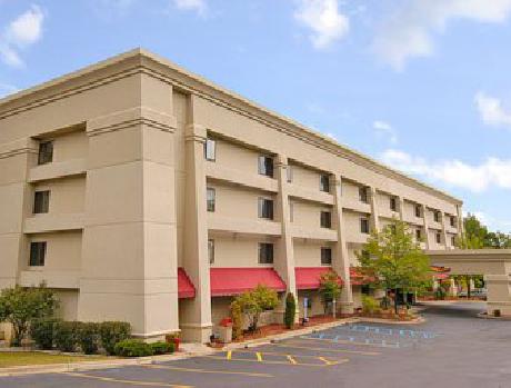 Baymont Inn and Suites Kalamazoo