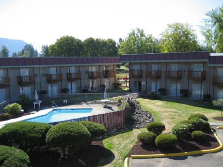 Kings Valu Inn
