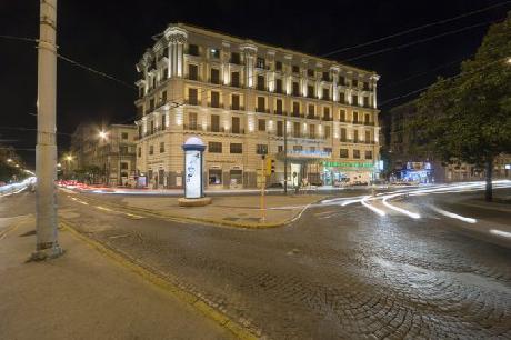 Una Hotel Napoli