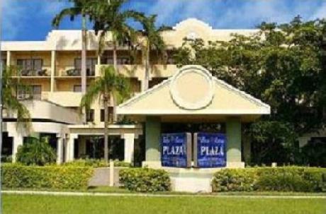 Boca Raton Plaza Hotel and Suites