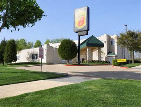 Super 8 Garland/Rowlett/East Dallas area