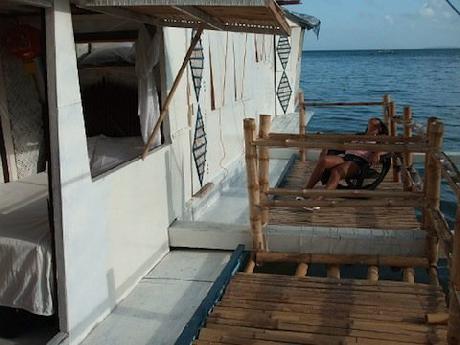 EL Nido Floating Hotel