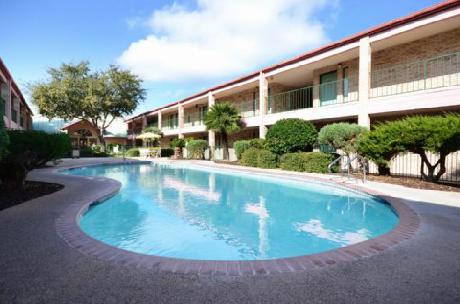 BEST WESTERN PLUS Fiesta Inn