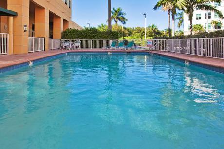 Holiday Inn MIAMI-DORAL AREA