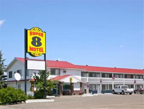 Super 8 Stettler