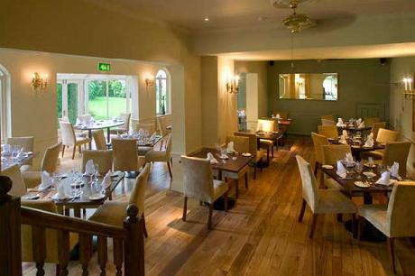 BEST WESTERN Llyndir Hall Hotel & Spa