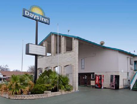 Days Inn Kenedy