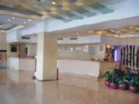 Yuehai Business Hotel