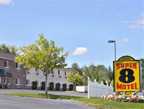 Super 8 Petoskey
