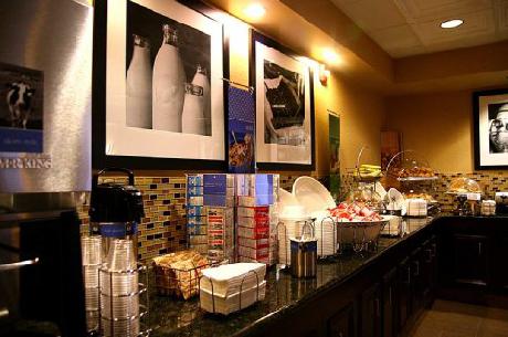 Hampton Inn  Suites by Hilton Edmonton/West