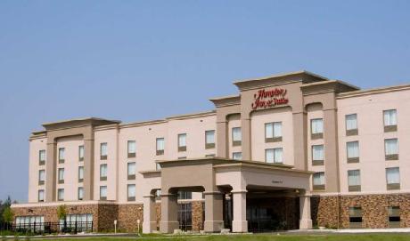 Hampton Inn  Suites by Hilton Guel