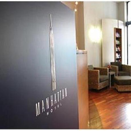 Manhattan Hotel