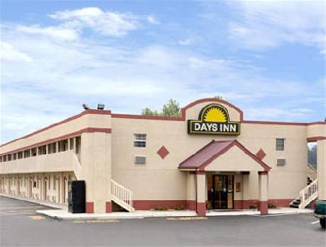 Days Inn Warsaw