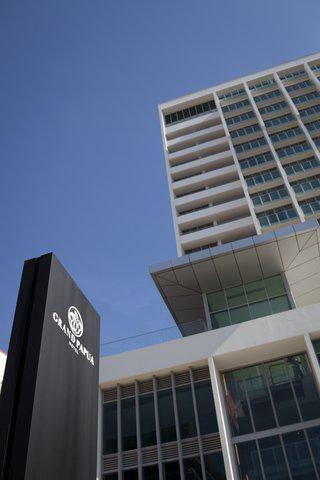 Grand Papua Hotel