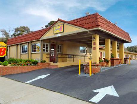 Super 8 Monterey
