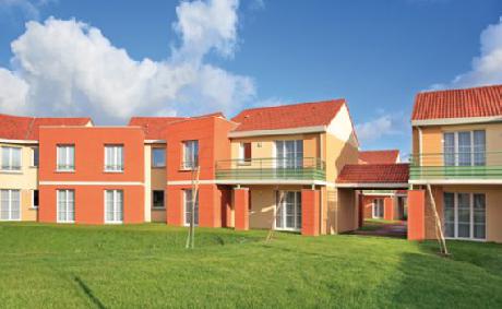 PARK AND SUITES BOIS D ARCY