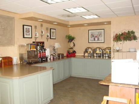 Venetian Inn & Suites