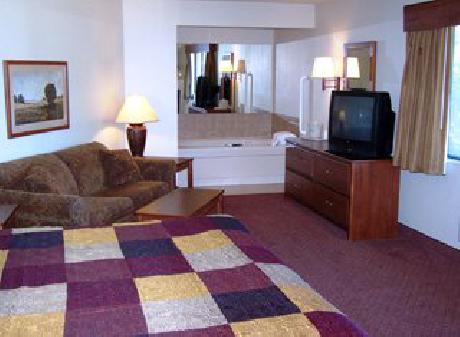 AmericInn Kewanee