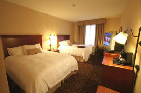 Hampton Inn  Suites Grove City