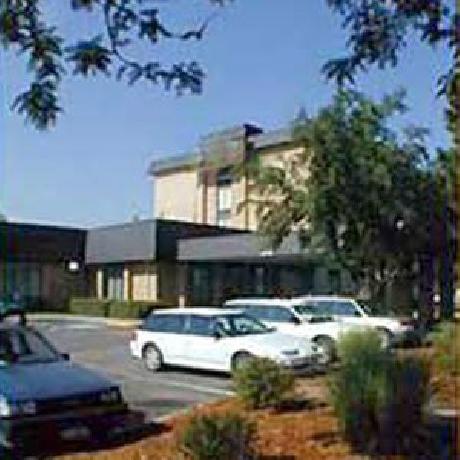 Denver's Best Inn and Suites