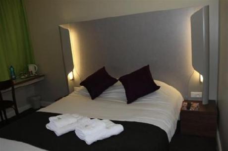 Kyriad - Carcassonne Ouest La Cite