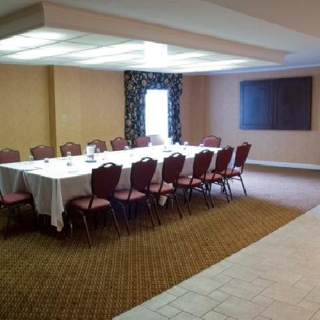 Williamsburg Hospitality House