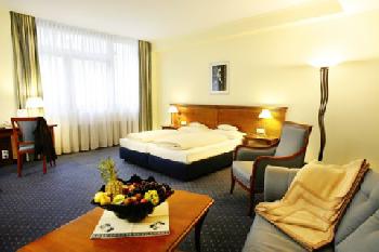 TO BE DELETED - Hollywood Medi