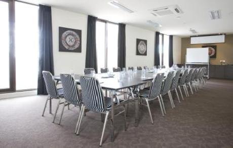 Quest Ivanhoe Serviced Apts