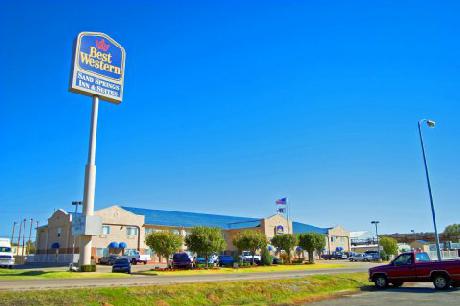 BEST WESTERN Sand Springs Inn & Suites