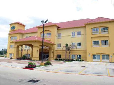 La Quinta Inn & Suites New Caney