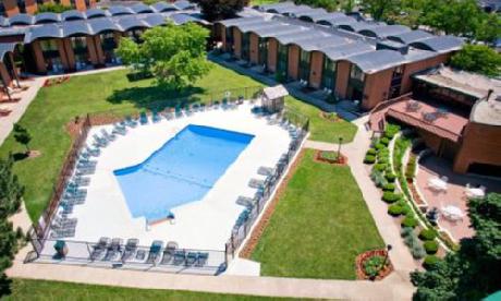 Wyndham Milwaukee Airport and Convention Center