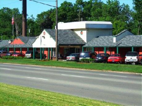 A Victory Inn & Suites Detroit