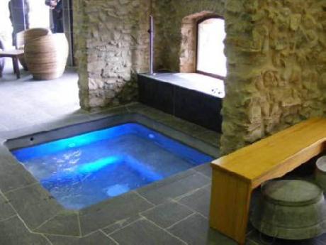 Can Guell Resort Hotel Besalu