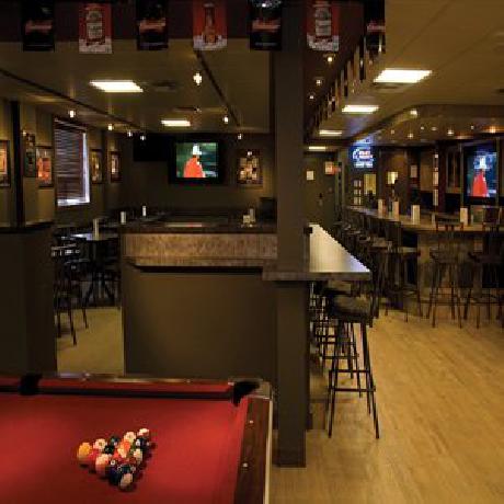 Vantage Inn and Suites