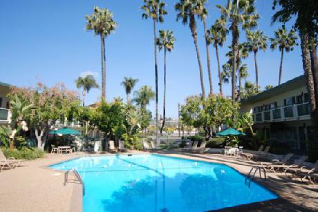 Mission Valley Resort Hotel