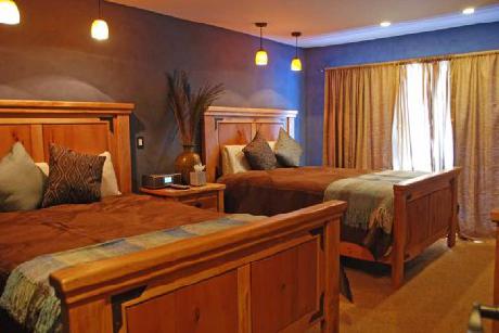 Treasure Mountain Inn