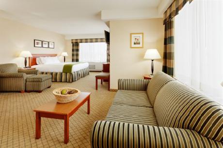 Holiday Inn Express Hotel & Suites LONG ISLAND-EAST END