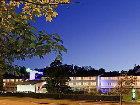 all seasons Macon Saint Albain La Salle